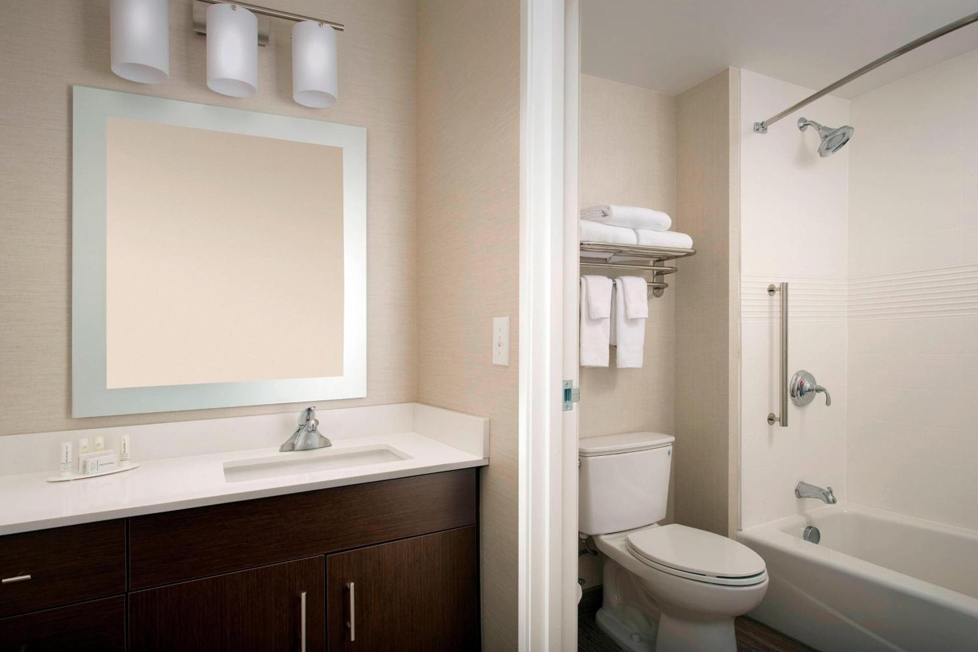 Towneplace Suites By Marriott Alexandria Fort Belvoir Mount Vernon Eksteriør bilde